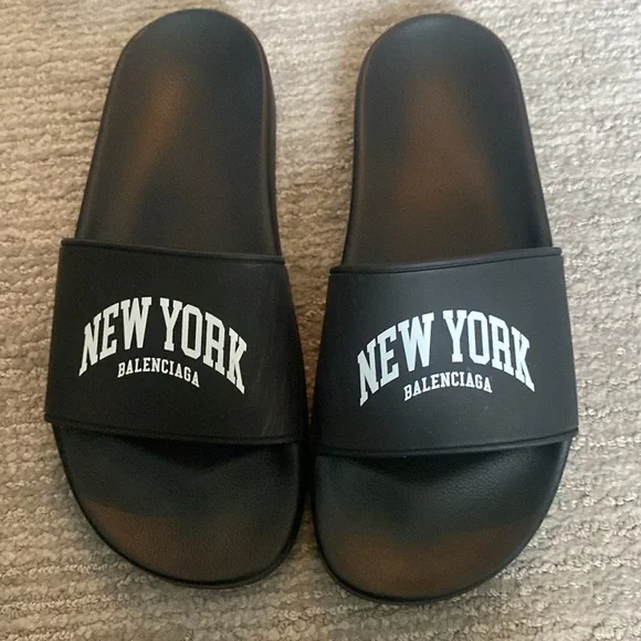 Balenciaga New York Pool slides womens Eur 40 size 9/10 black color - Picture 1 of 9